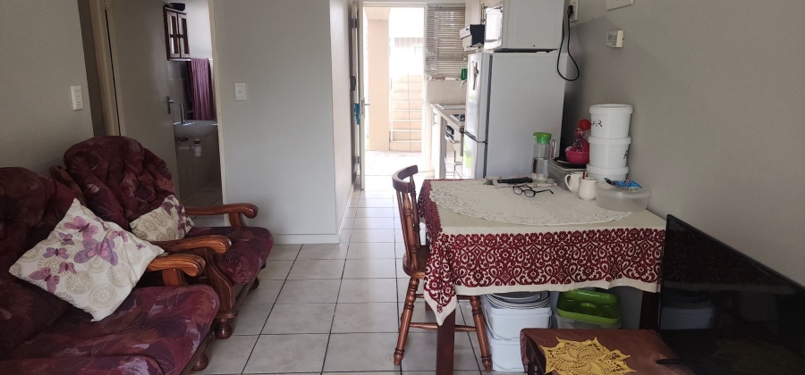 2 Bedroom Property for Sale in Heideveld Western Cape